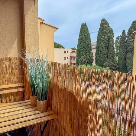 Pour 6 Personnes , De Saint Clair * 勒拉旺杜